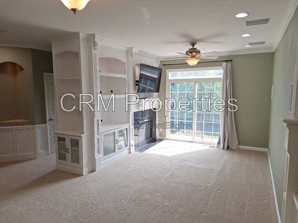 8250 ETHAN DR. FISHERS property image