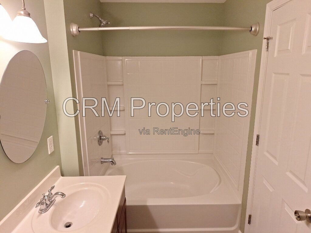 8250 ETHAN DR. FISHERS property image
