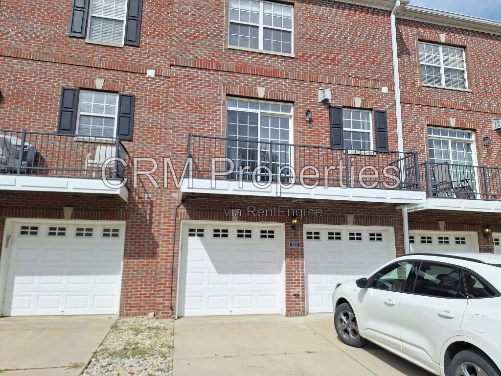 8250 ETHAN DR. FISHERS property image