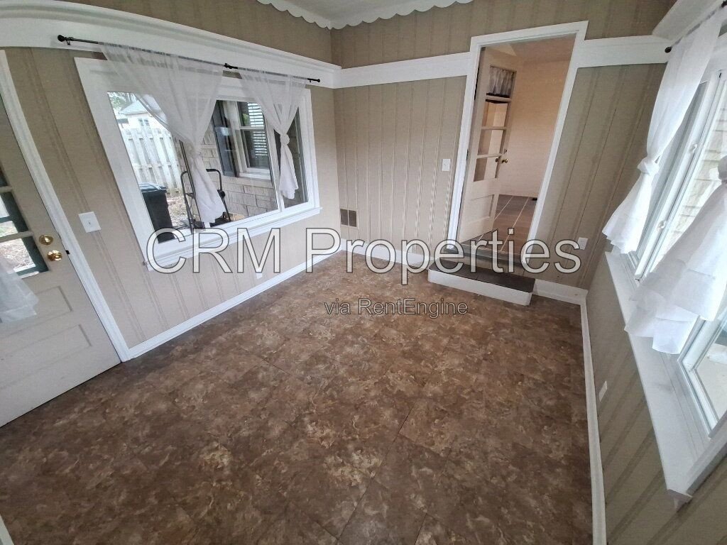 105 S FOREST DR. KOKOMO property image