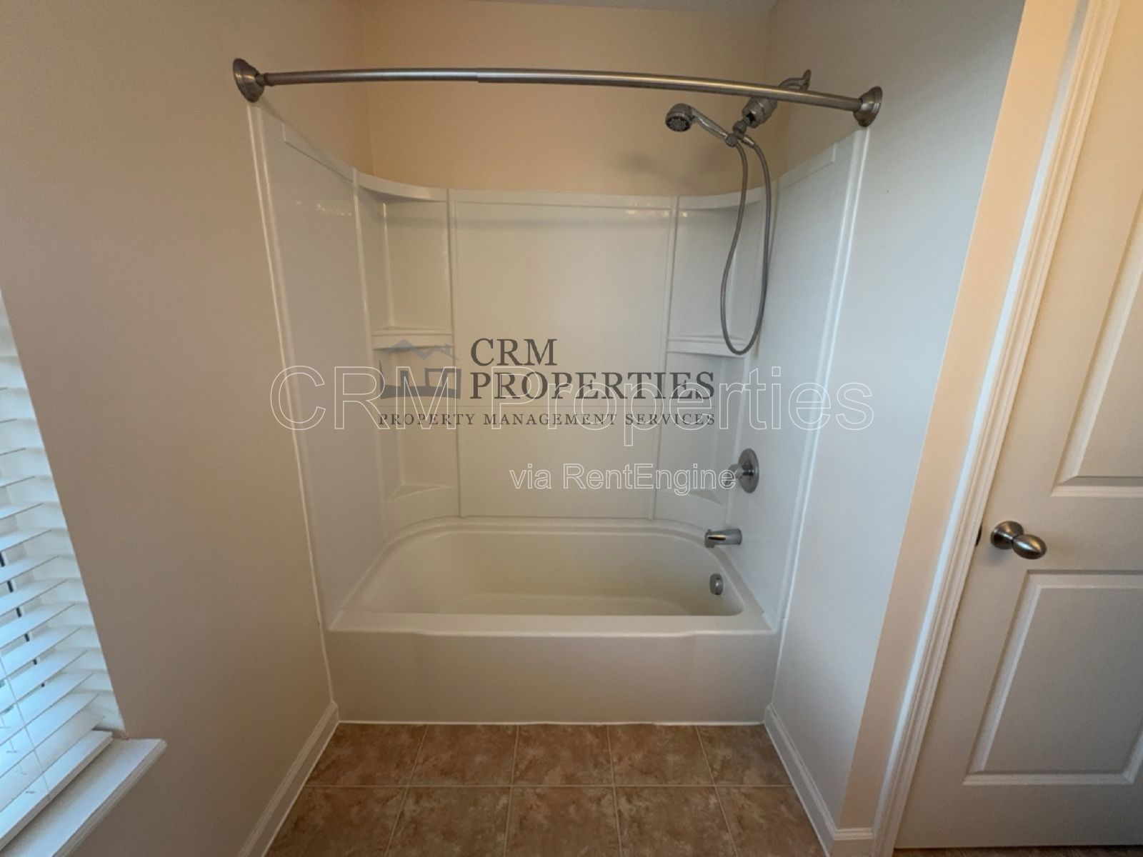 5860 CROWLEY PARKWAY, WHITESTOWN property image