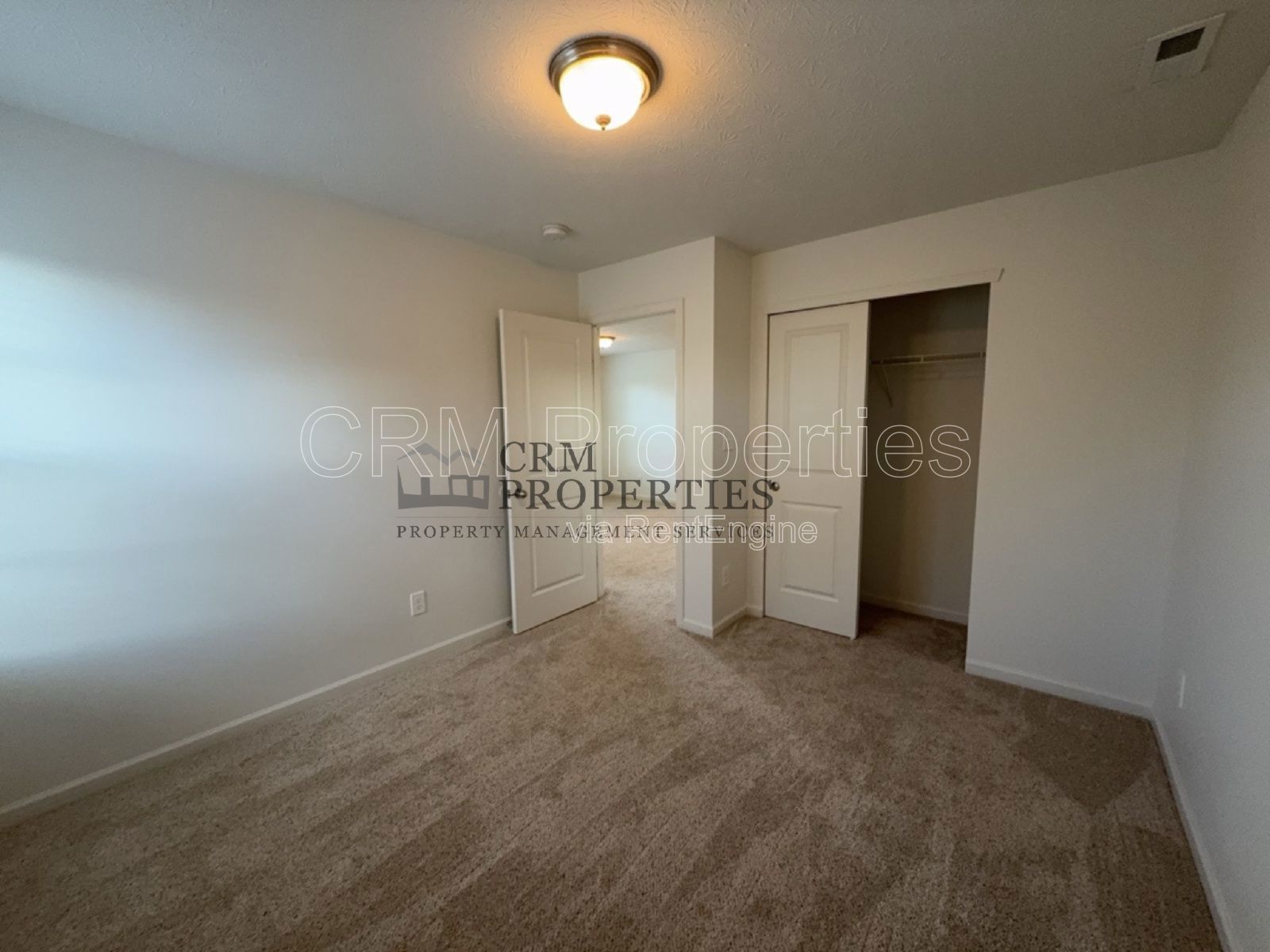 5860 CROWLEY PARKWAY, WHITESTOWN property image