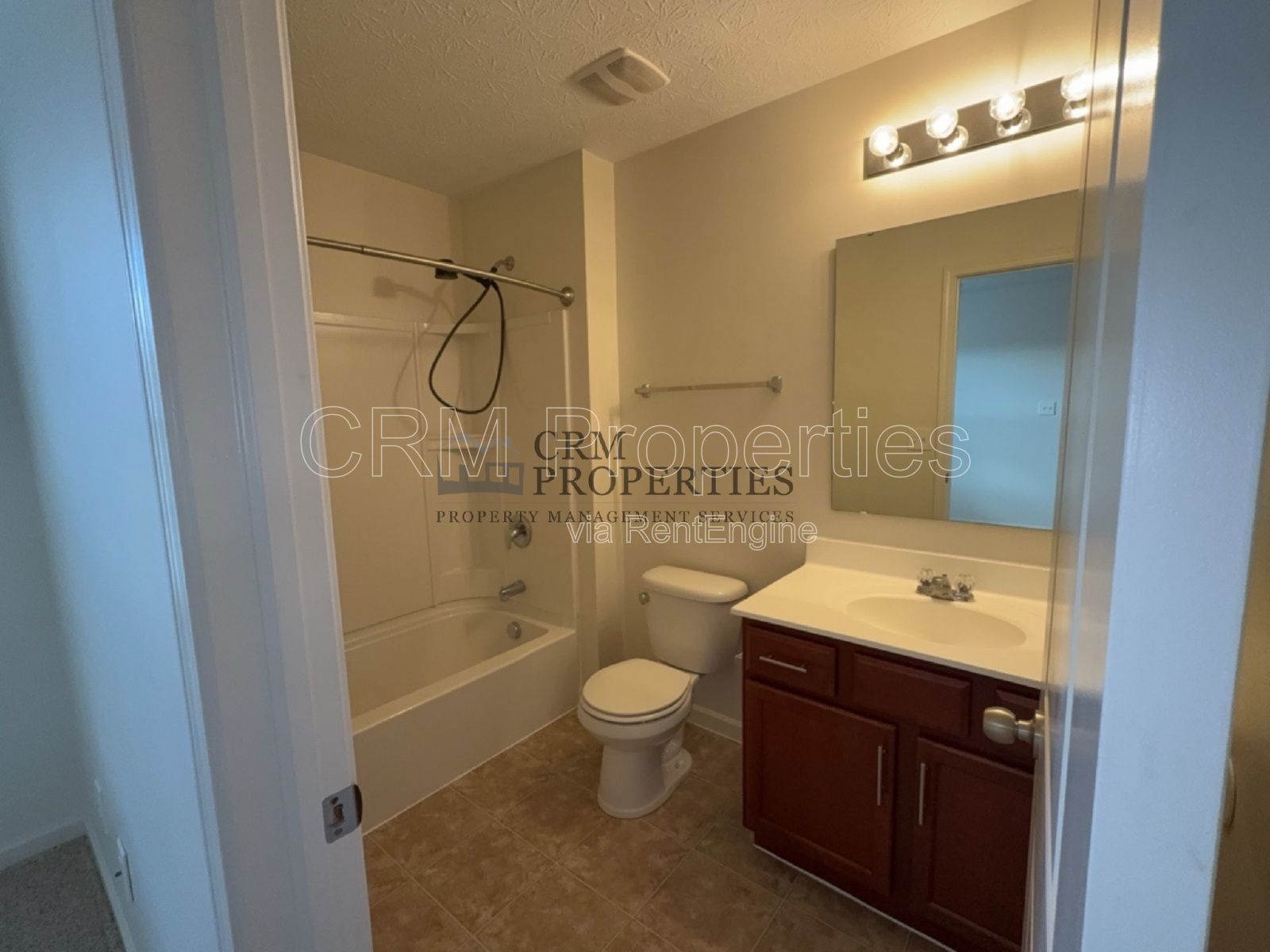 5860 CROWLEY PARKWAY, WHITESTOWN property image