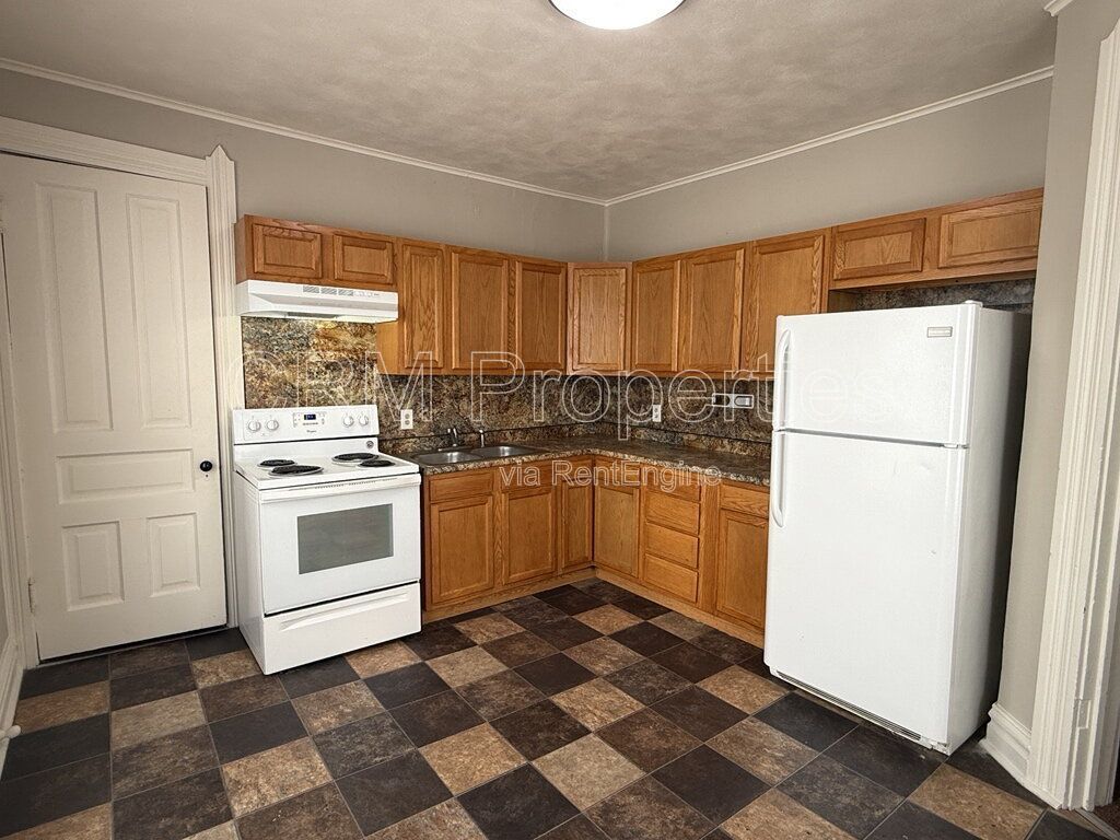 517 W JEFFERSON ST, UPPER UNIT. KOKOMO property image