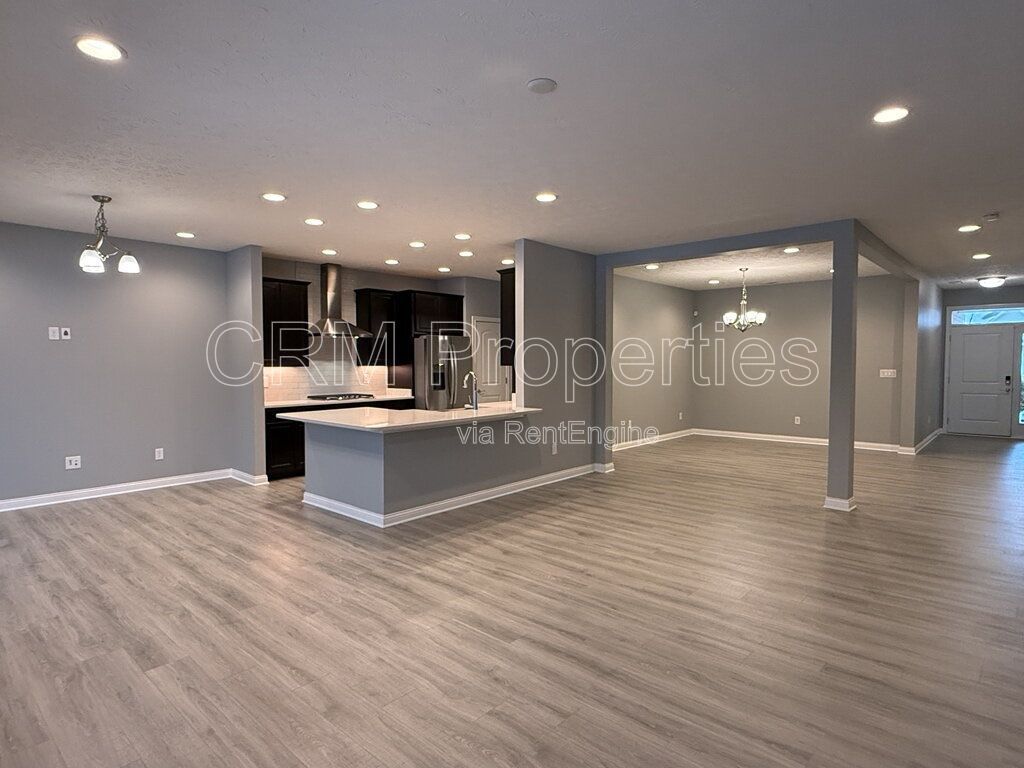 6336 FILLY CIR. INDIANAPOLIS property image