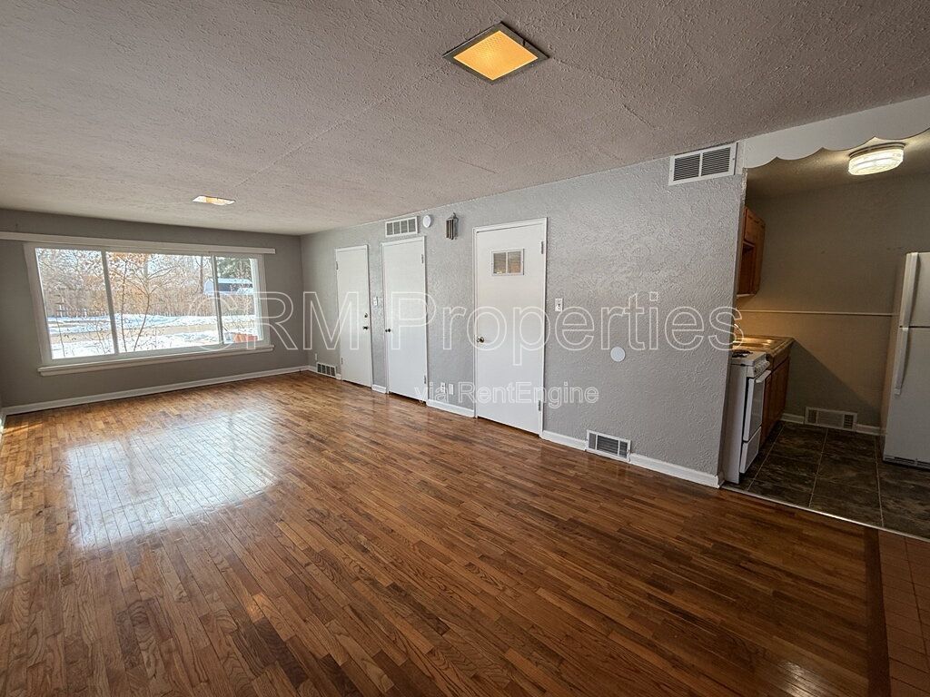 2101 N WHEELING AVE. APT 4, MUNCIE property image