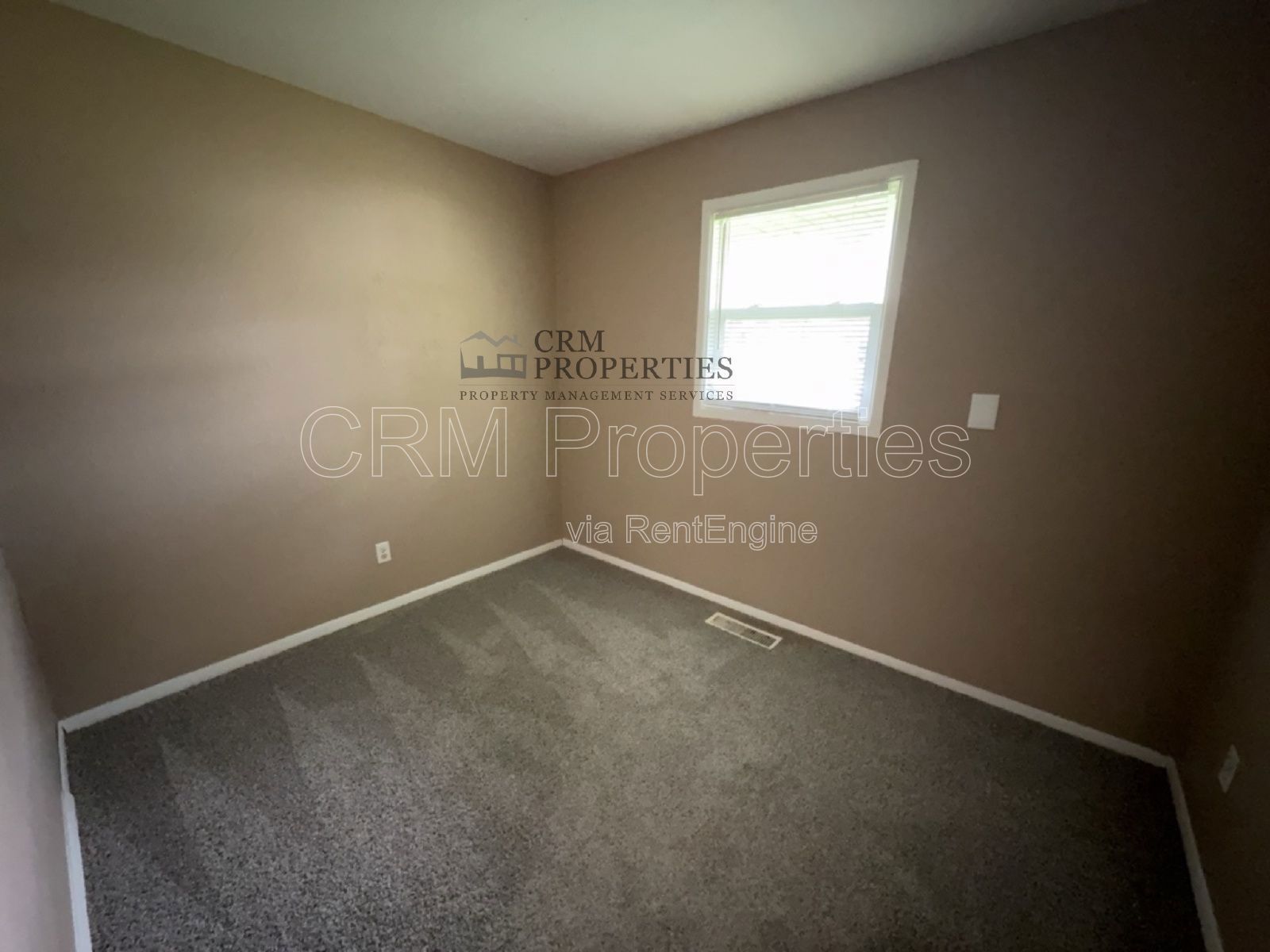 5104 WEA DR. KOKOMO property image