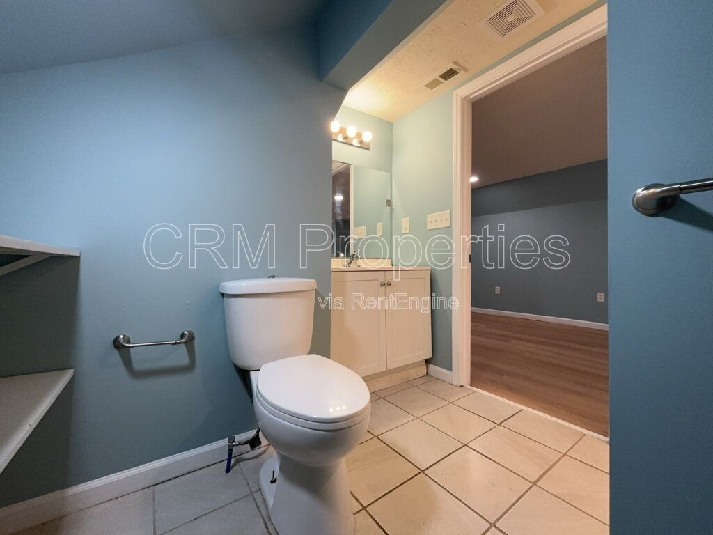 1110 N APPERSON WAY, UNIT B, KOKOMO, IN property image