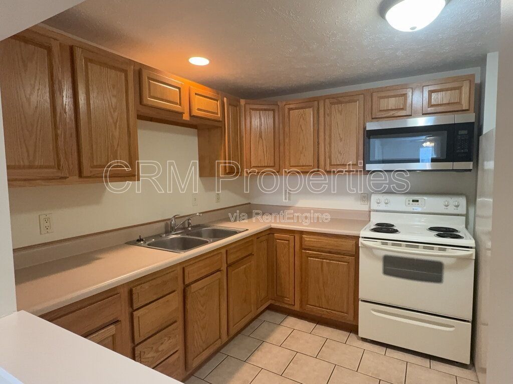 810 W ELM ST APT 1, KOKOMO property image