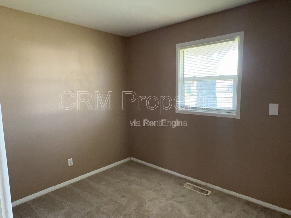 5104 WEA DR. KOKOMO property image