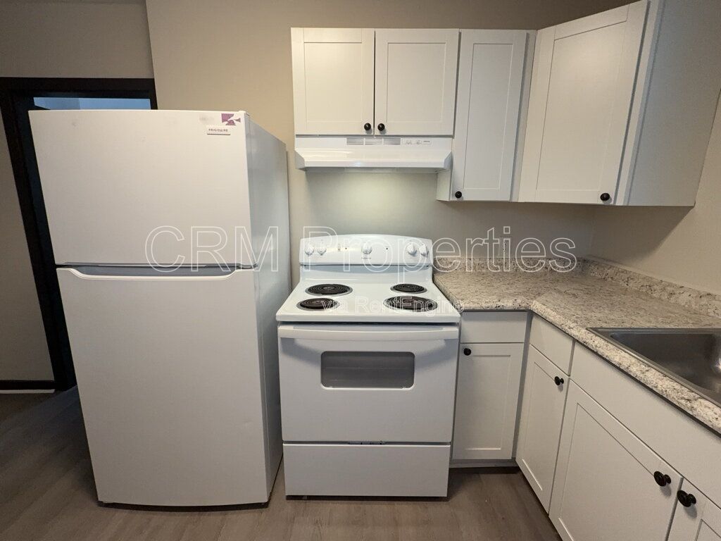 112 N GREEN ST. GREENTOWN property image