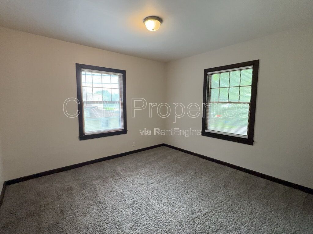 112 N GREEN ST. GREENTOWN property image