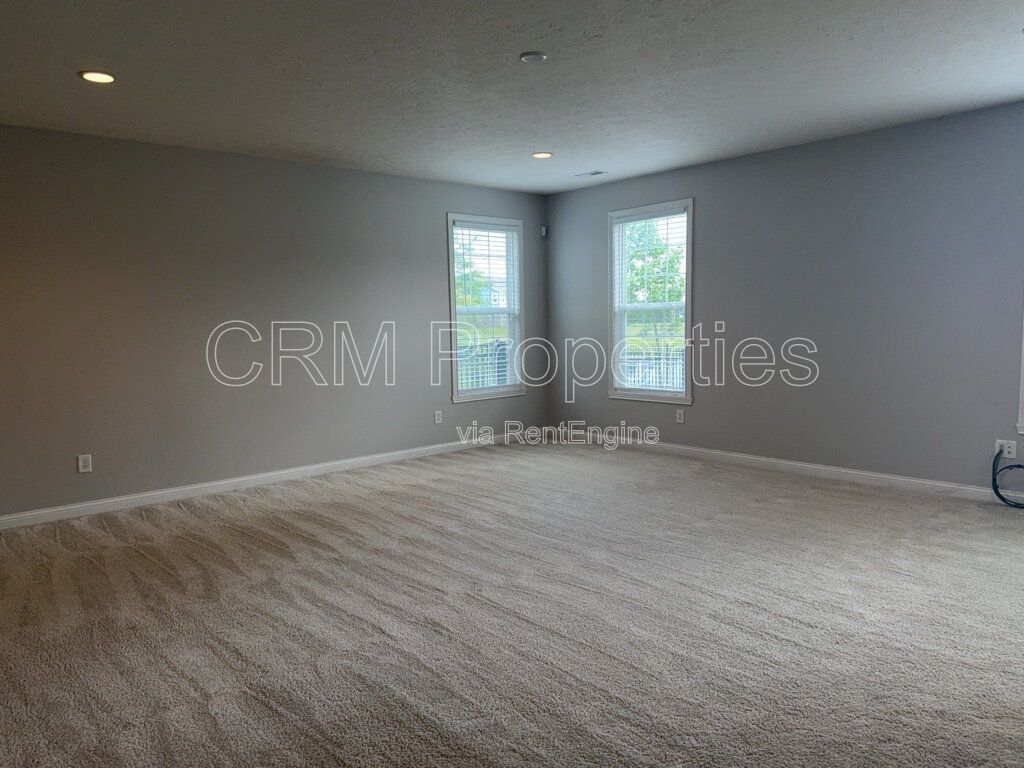 6311 BURGIN DR. WHITESTOWN property image