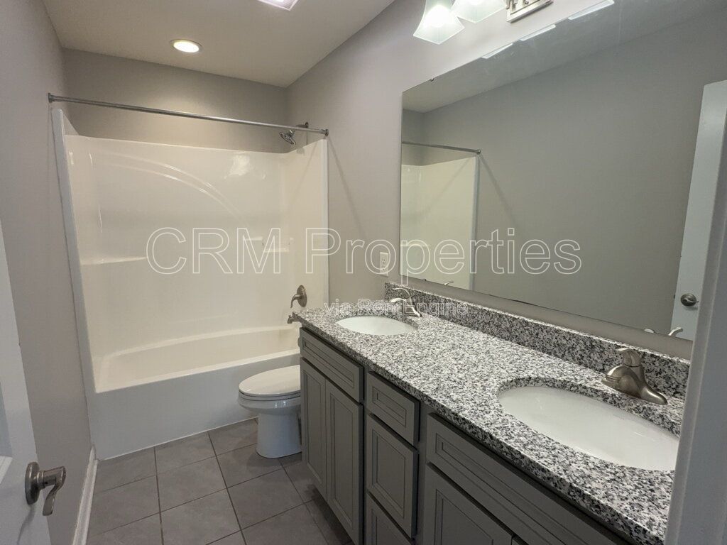 6311 BURGIN DR. WHITESTOWN property image