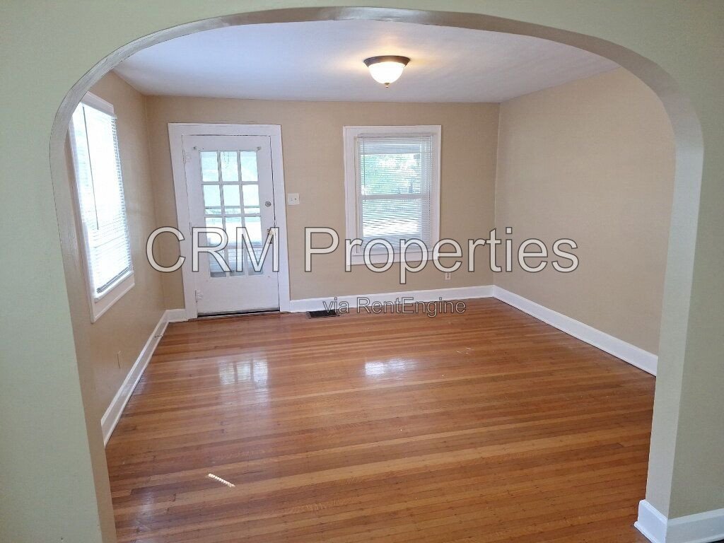 5247 N COLLEGE AVE. INDIANAPOLIS property image