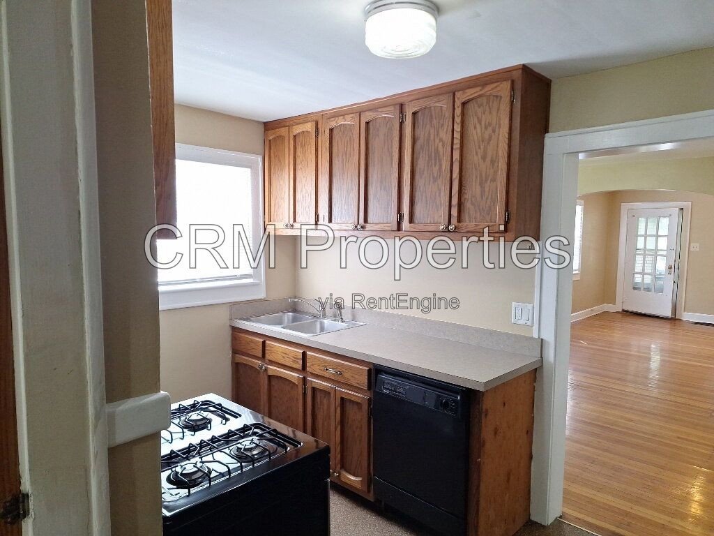 5247 N COLLEGE AVE. INDIANAPOLIS property image