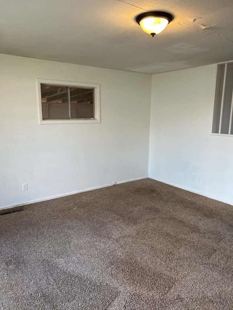 507 W Park Ave Before 6